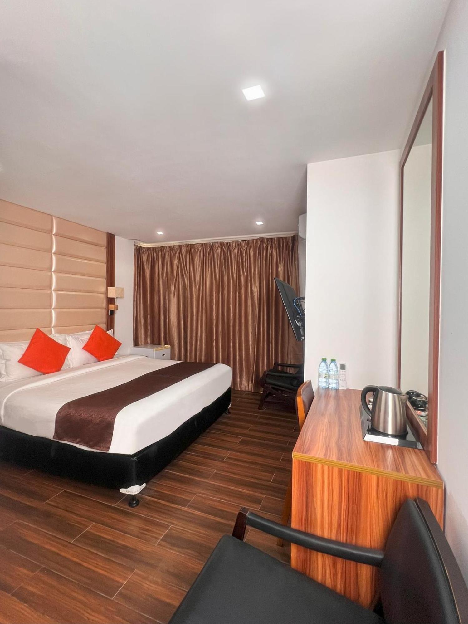 Dreams Grand Hotel Hulhumalé Buitenkant foto